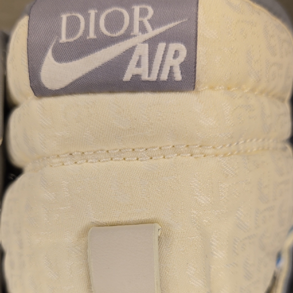 Dior Air Nike Women's Sneakers - Picture 9 of 17